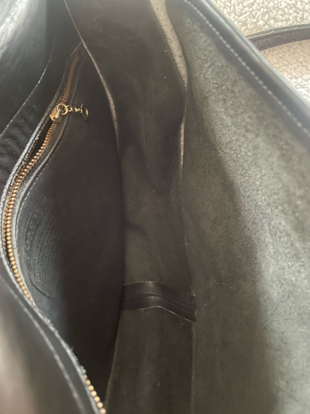 Coach Vintage Willis Turnlock Flap Black Leather Crossbody Bag - Picture 13 of 16